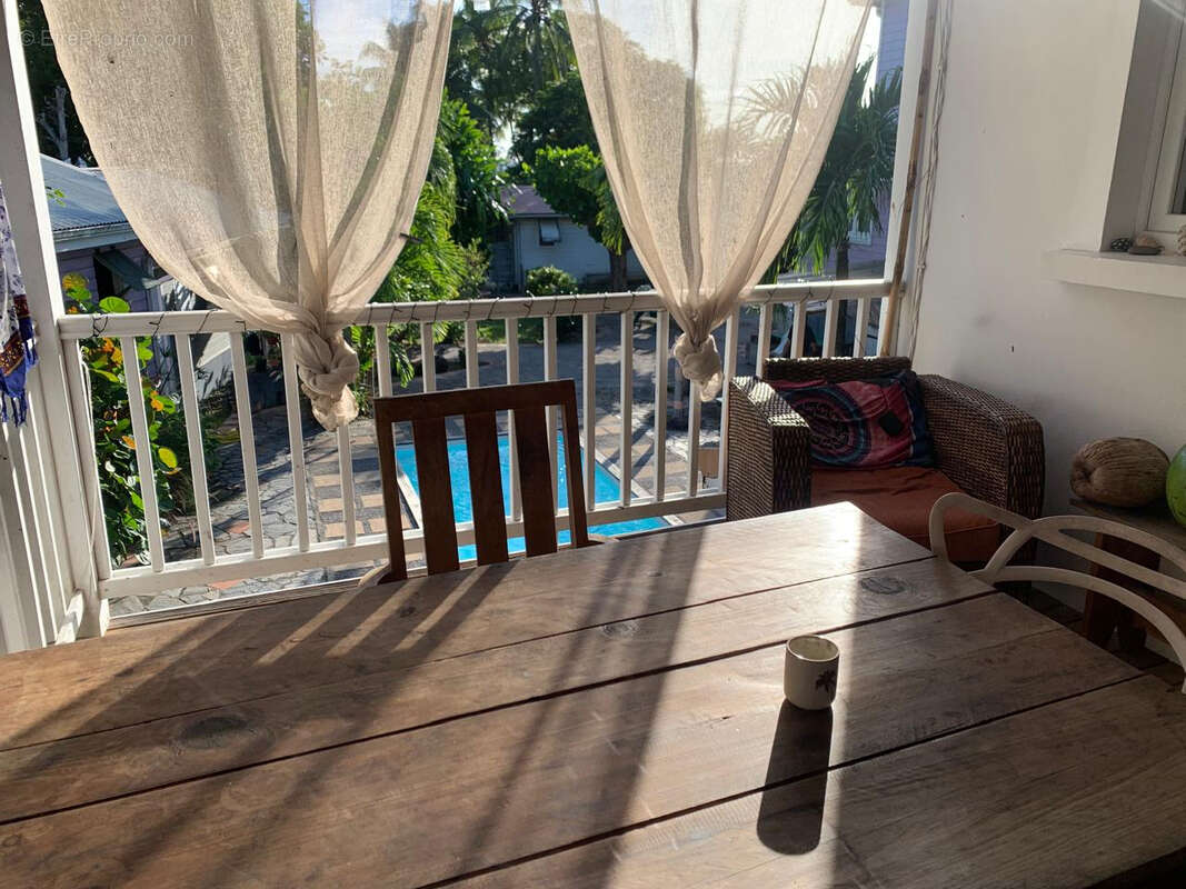 Appartement à CASE-PILOTE