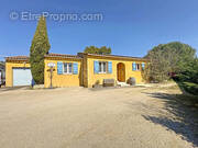 Maison à MERINDOL