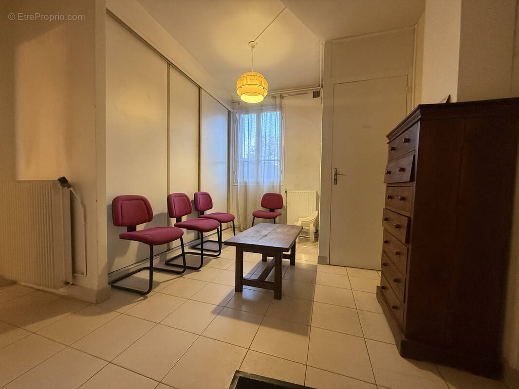 Autre à AULNAY-SOUS-BOIS