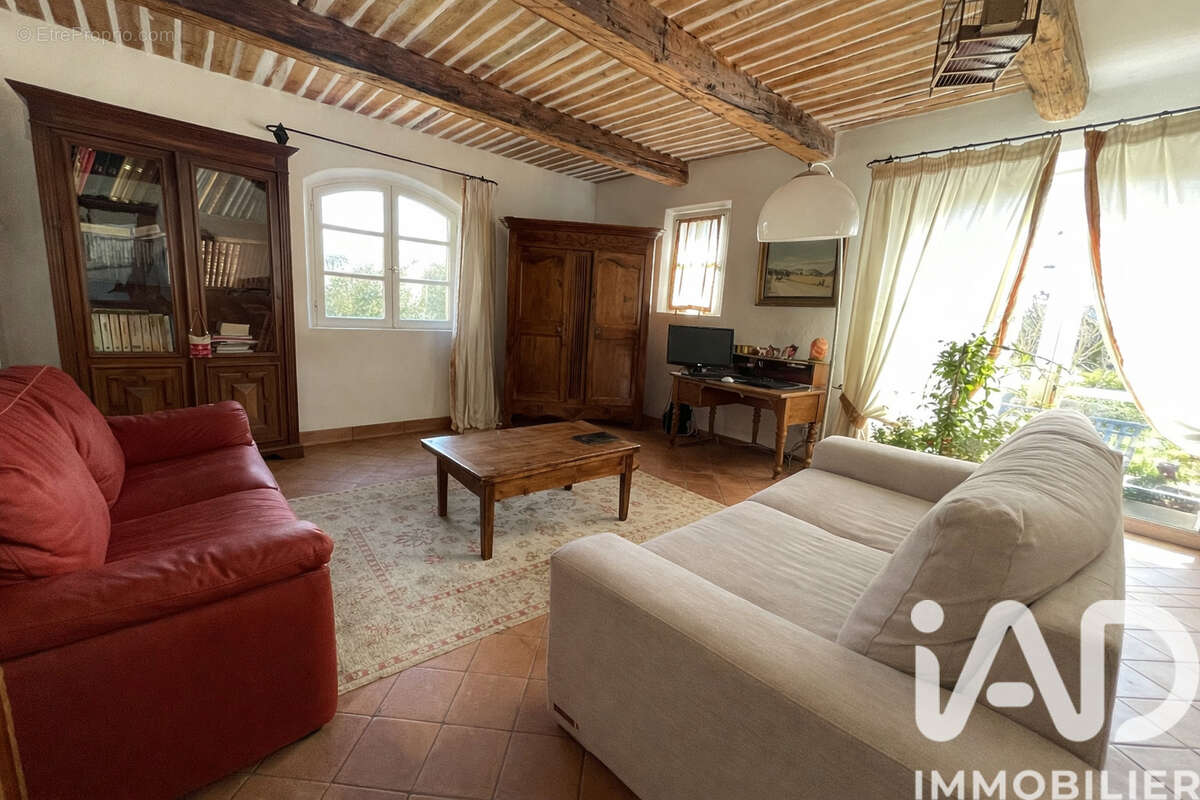 Photo 3 - Maison à ROGNES