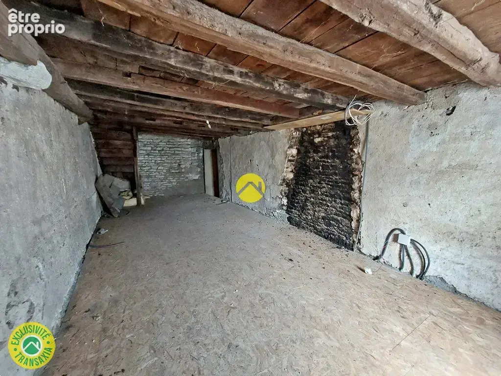 Maison de village avec garage - photo 16
