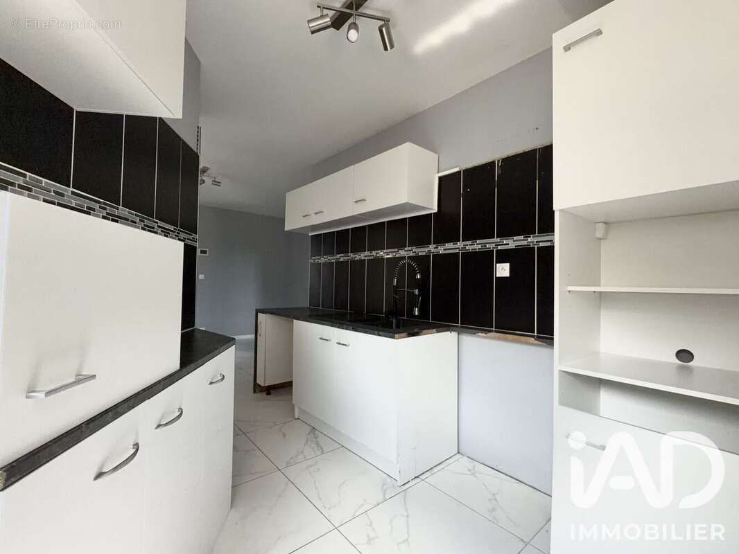 Maison 100 m² à Le Teilleul  - photo 6