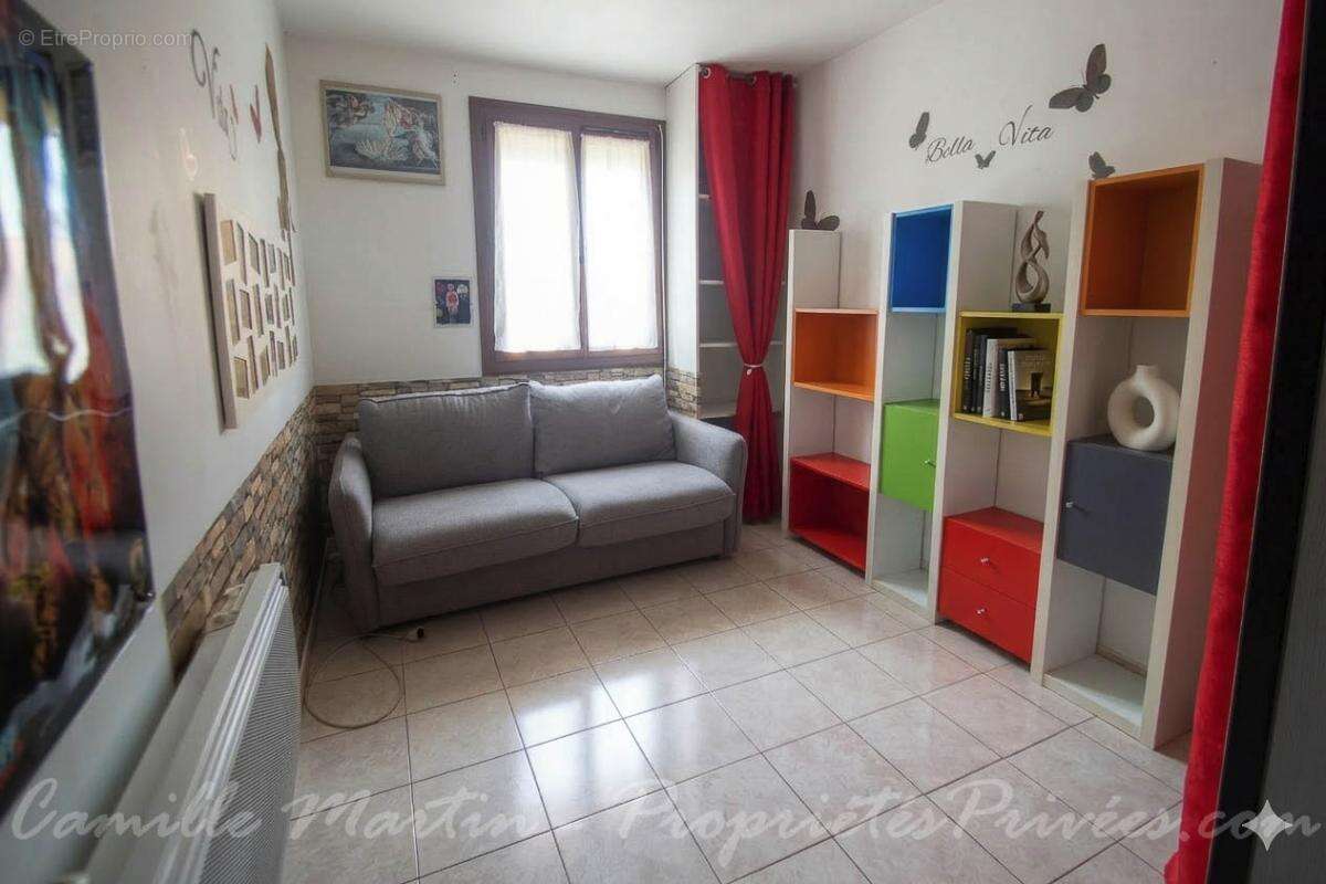 Maison à PUGET-SUR-ARGENS