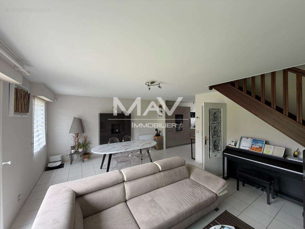 Maison récente - photo 3
