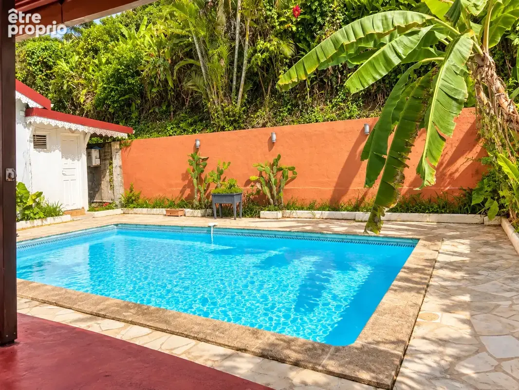 Maison 5 pièces avec studio attenant à rénover, piscine   Bel Air Desrozières, Petit-Bou - photo 11