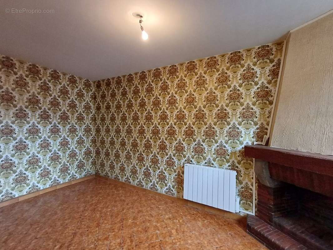 Maison à CHAS