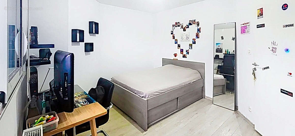 Maison à MEZIERES-SUR-COUESNON