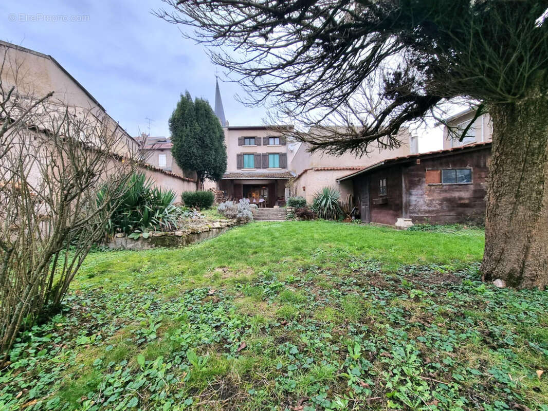 Appartement à CHATEAU-SALINS