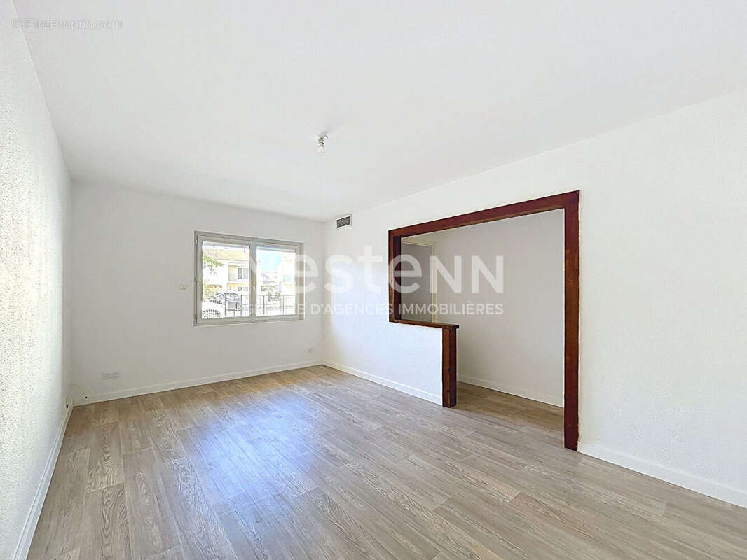 Maison 5 pièces de 107 m² avec garage et terrasses à Sigean - photo 3