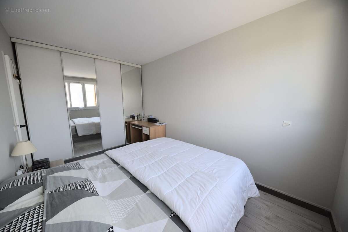 Appartement à COUBRON
