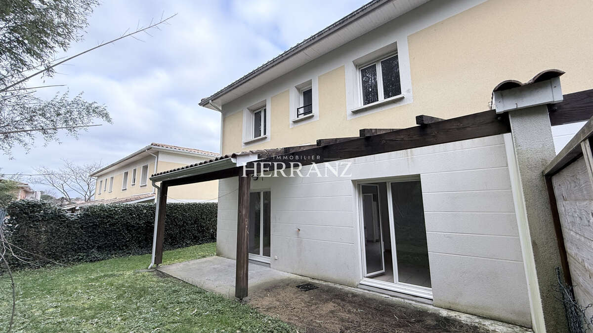 Maison, 3 chambres, 84 m2, jardin, dans une résidence de Galgon - photo 2