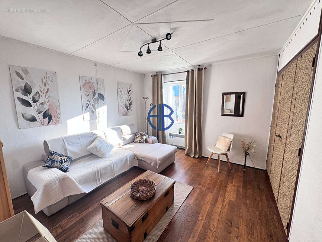 Maison à COLOMBE