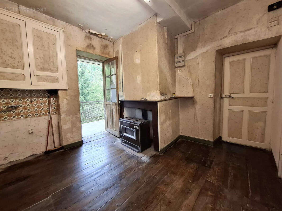 Appartement à TARDETS-SORHOLUS