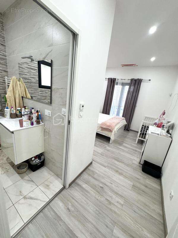 Maison à LIGNAN-SUR-ORB