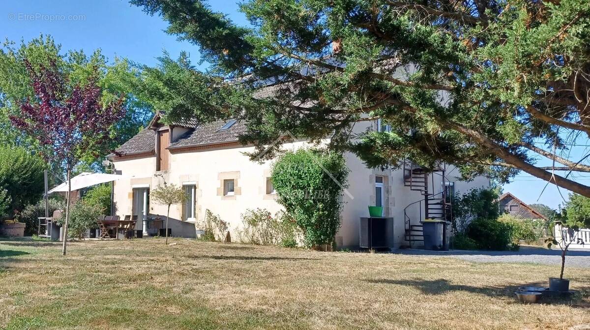 Maison à SAINT-PLAISIR