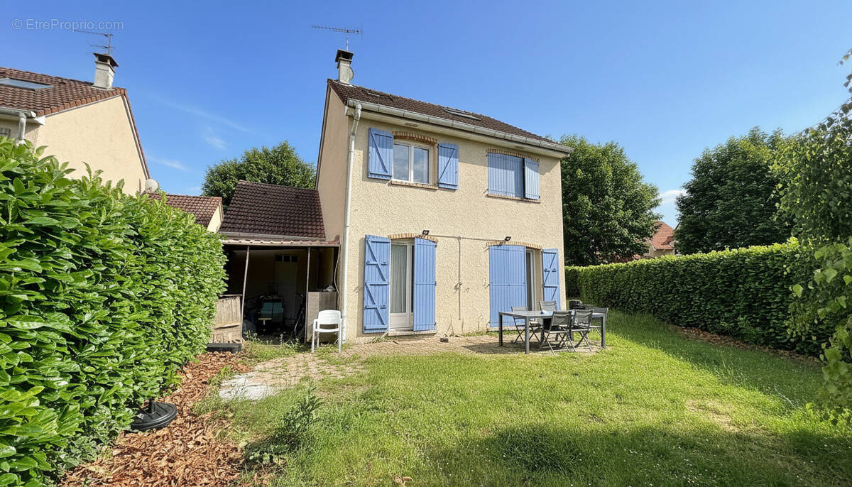 Maison à VILLEPREUX