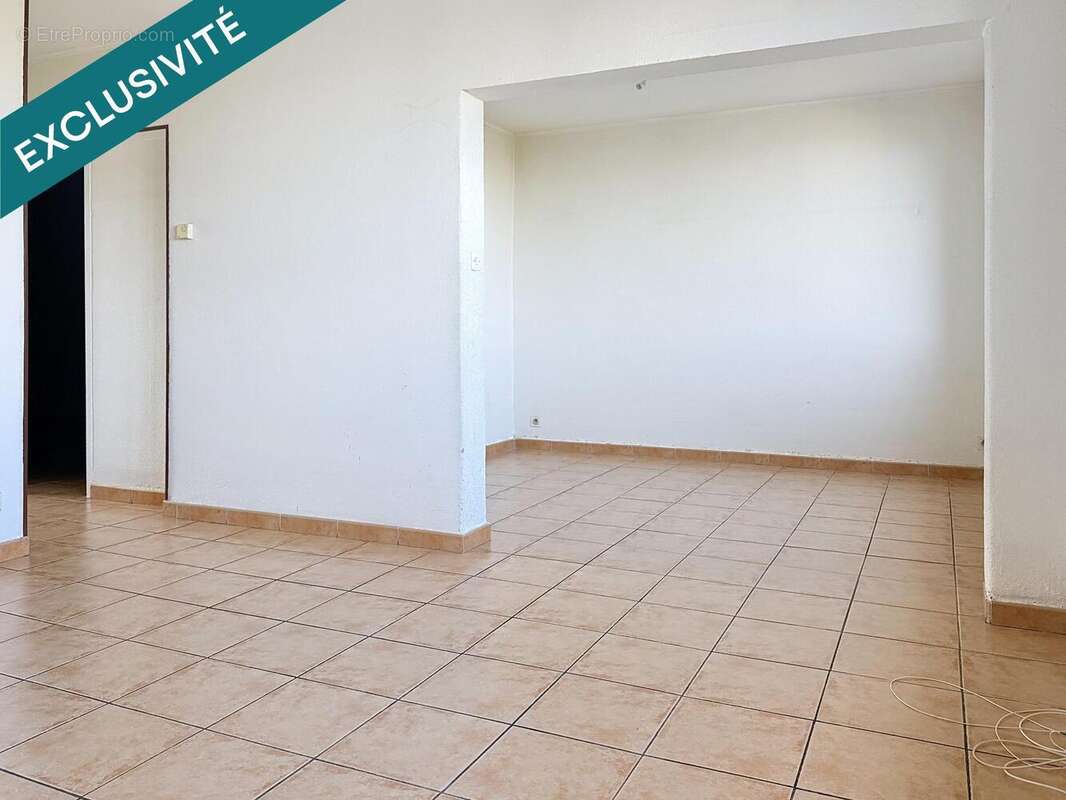 Appartement 60 m² à Marseille-15e  - photo 4
