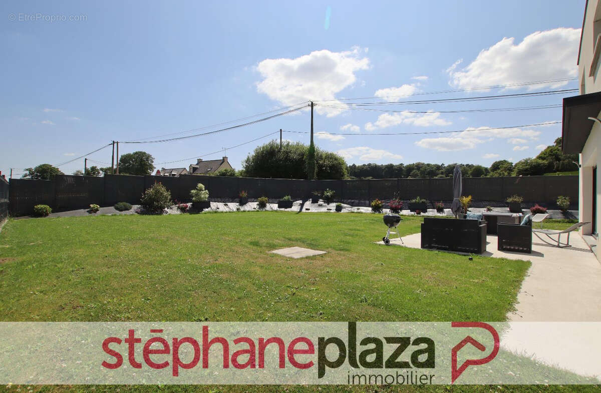 Maison à VAL-D&#039;IZE