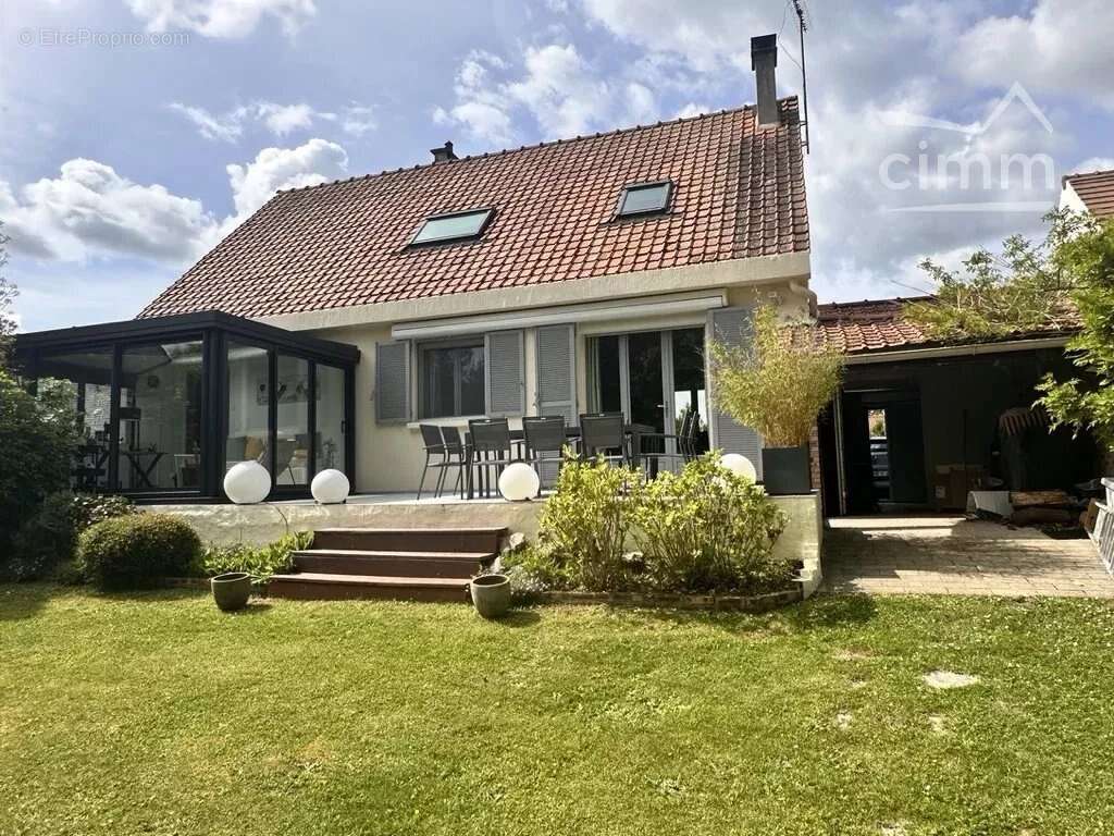 Maison à CONGIS-SUR-THEROUANNE
