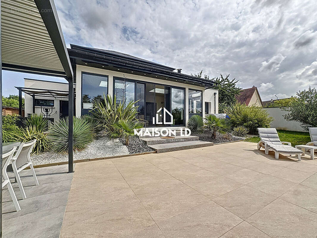 Maison à BARON-SUR-ODON