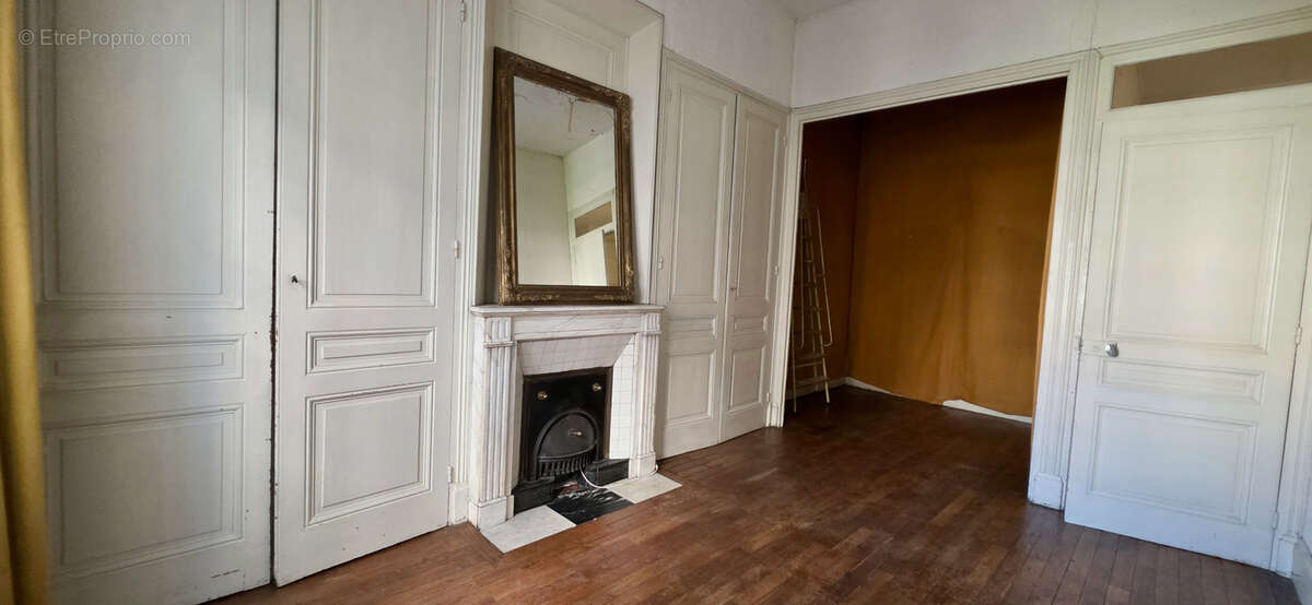 Appartement à LYON-1E