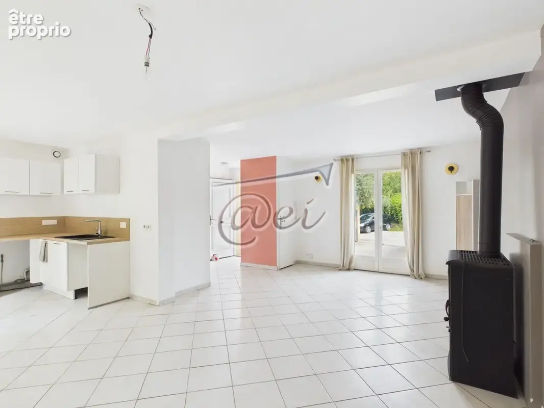 Maison 4 pièces 83 m² à vendre à Saint-Maximin-La-Sainte-Baume (83470) - photo 2