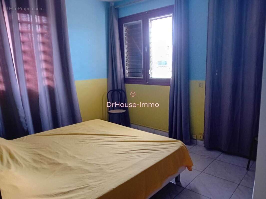 Appartement à LE ROBERT