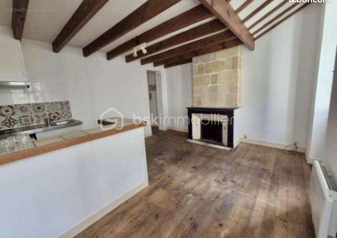 Exclusivité  Bordeaux   Quartier St Michel        T2   32m2         >  Rénové , Prêt à vivre          165000€        Bordeaux 33 - photo 4