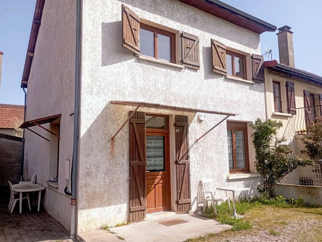Maison dans un joli village proche des commodités - photo 8