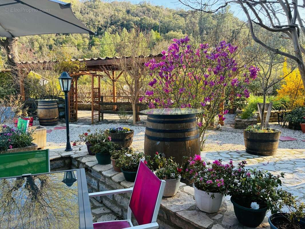 Maison à DURFORT-ET-SAINT-MARTIN-DE-SOSSENAC