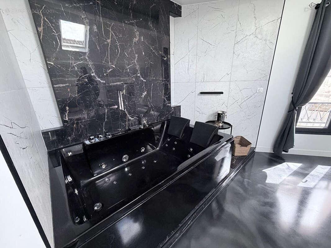 Appartement à CHAMPIGNY-SUR-MARNE