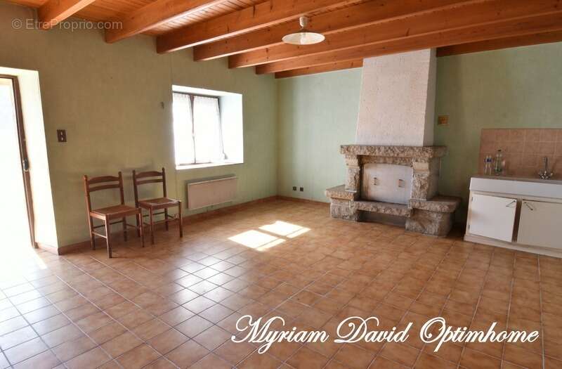 Maison à POULLAOUEN