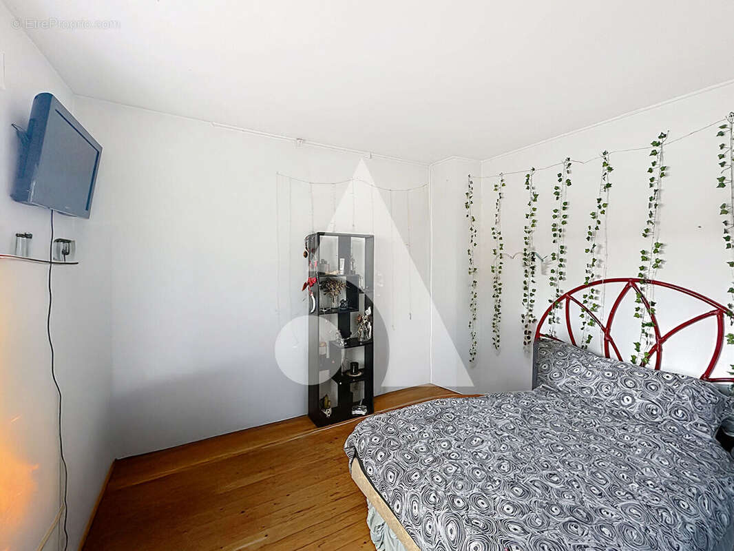 Maison à VIEUX-CONDE