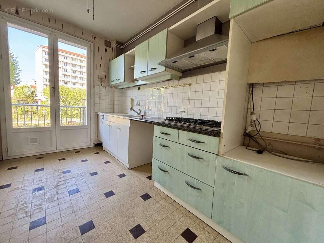 Appartement 79 m² à Romans-Sur-Isere  - photo 3