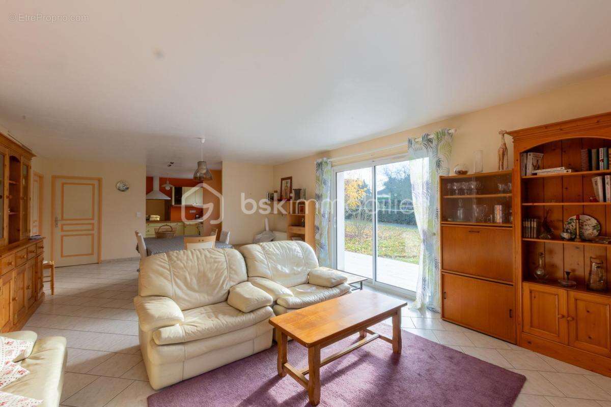 Maison à DAMPIERRE-EN-BURLY