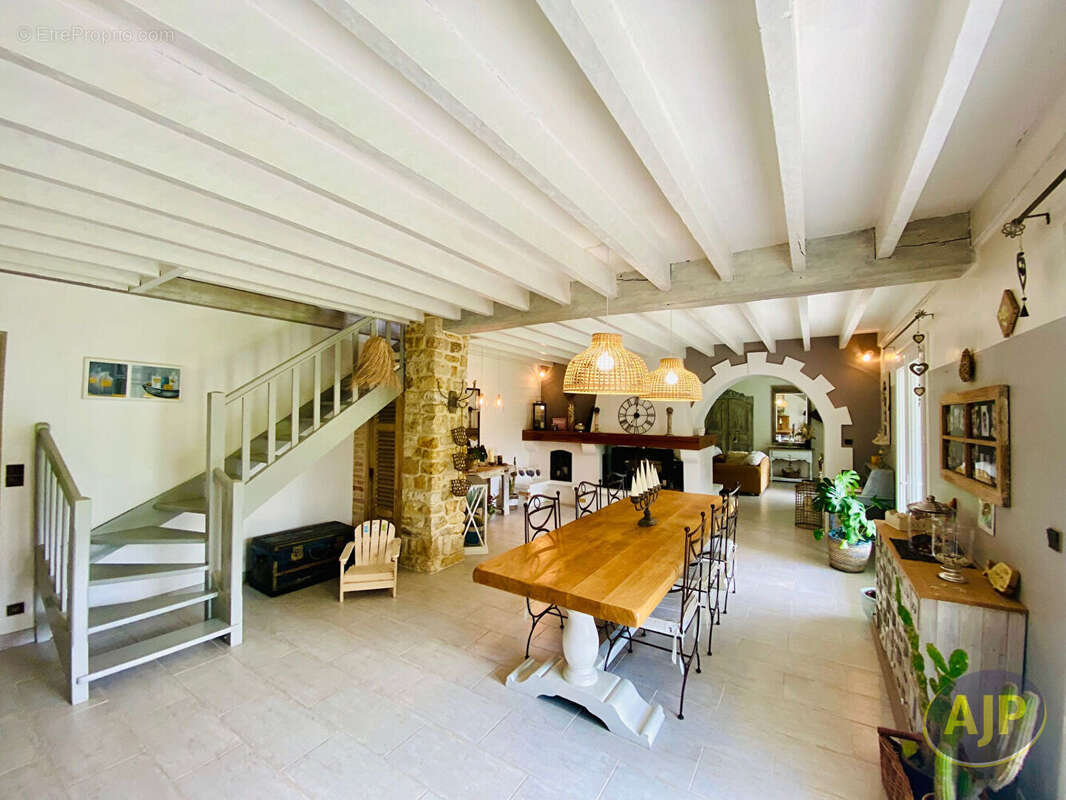 Maison à GAILLAN-EN-MEDOC