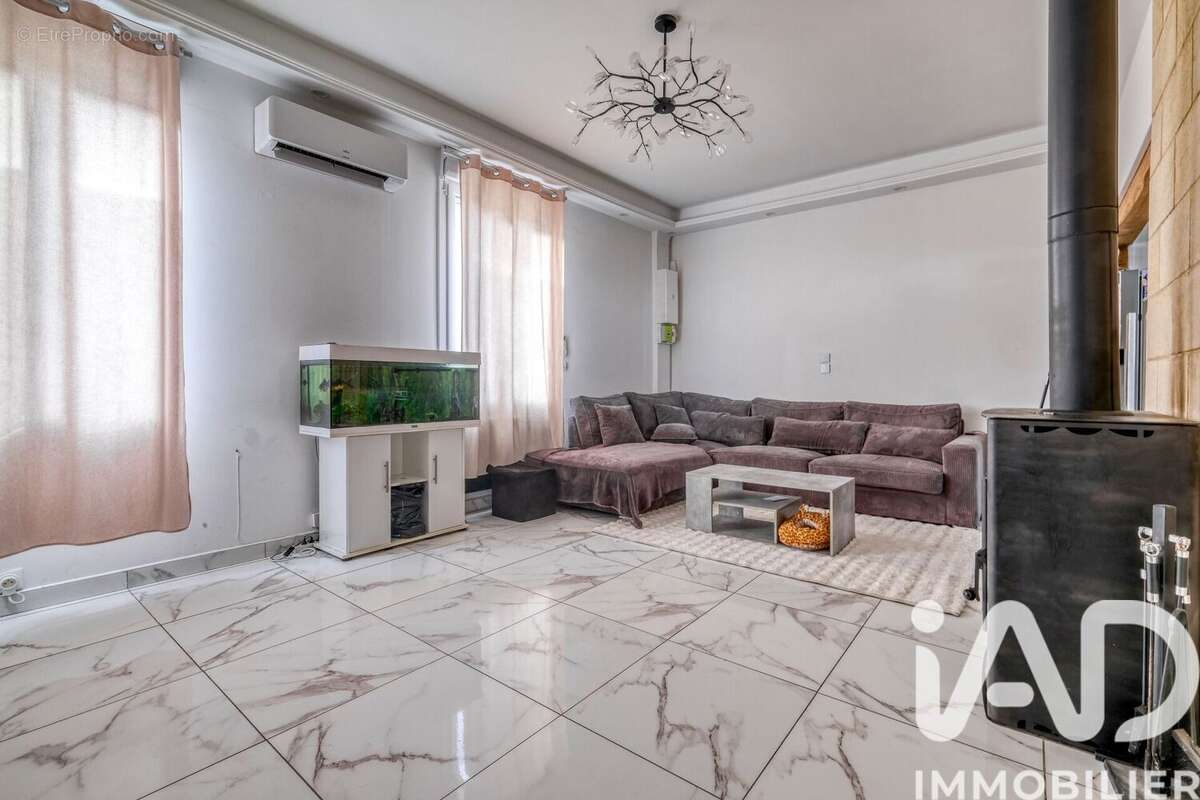 Photo 3 - Appartement à VARREDDES