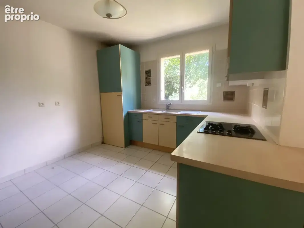 Maison centre - photo 15