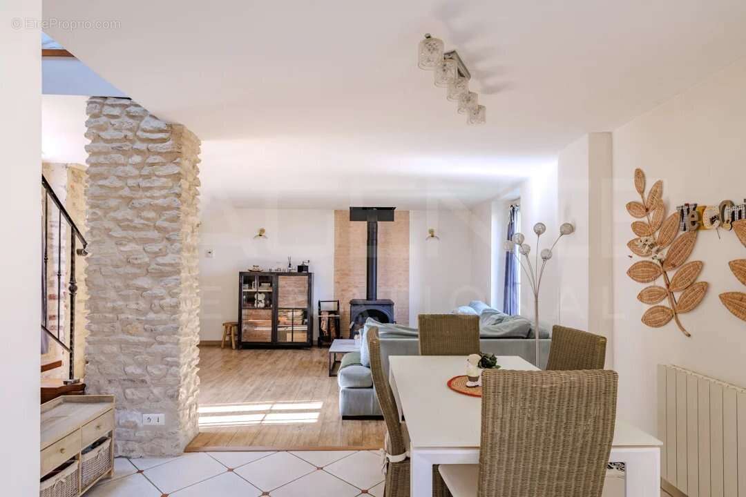 Maison à BOUAFLE