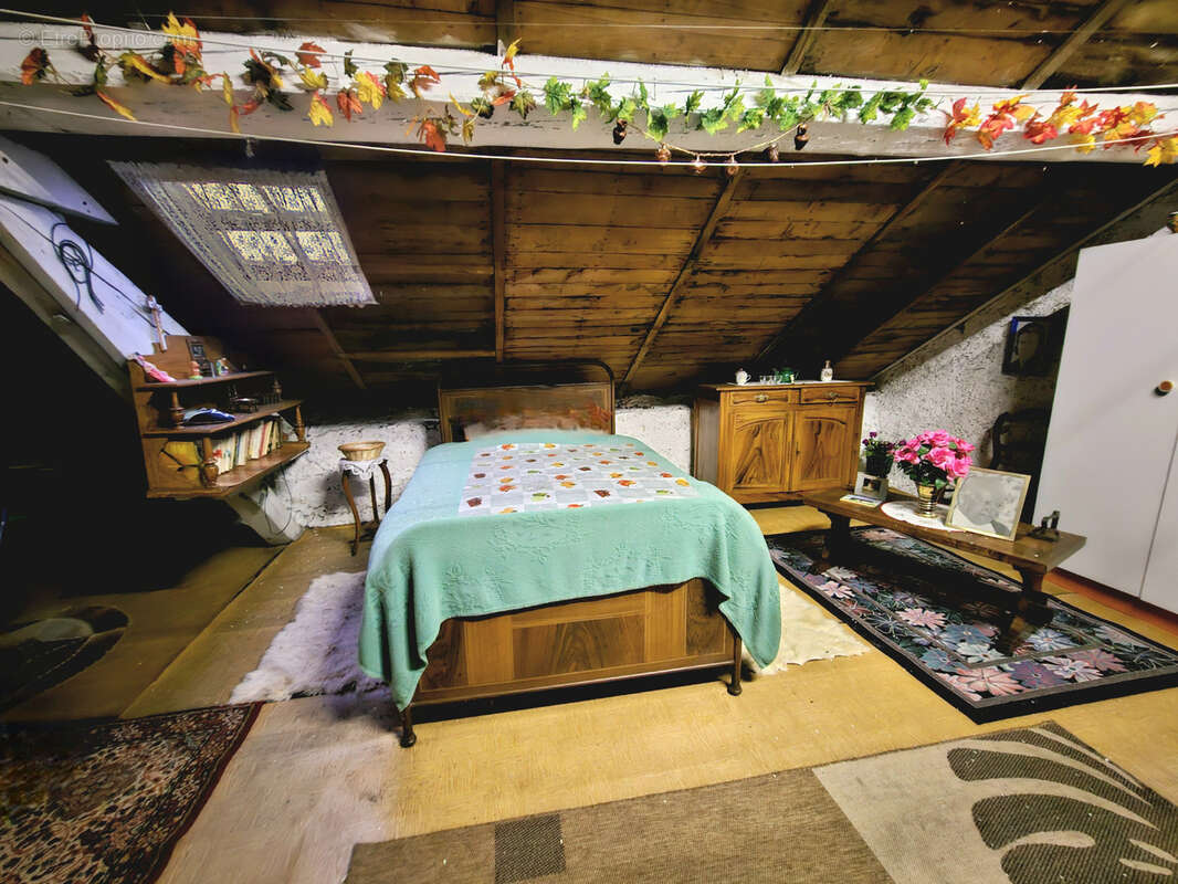 Maison à CHAMPAGNEY