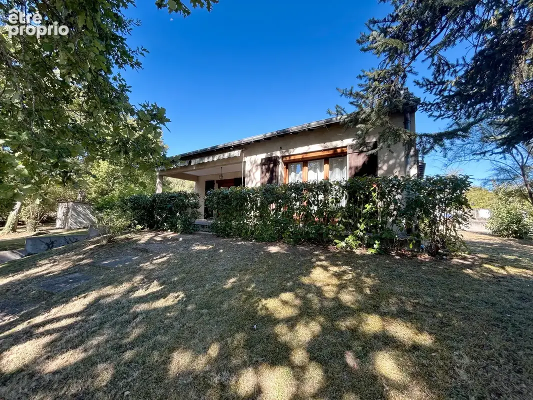 Maison à DOMERAT