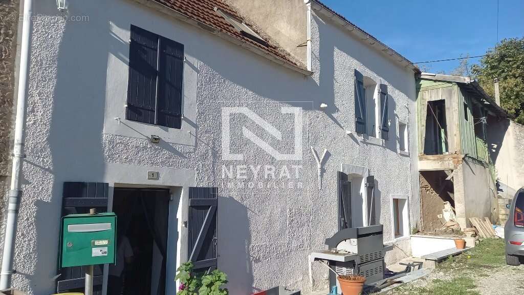 Maison à IVRY-EN-MONTAGNE