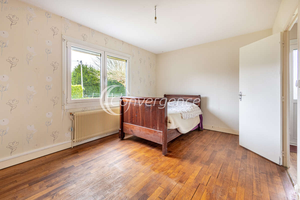 Maison à SAINT-BRICE-SUR-VIENNE