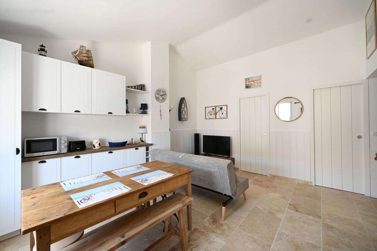 Maison à SAINT-MARTIN-DE-RE