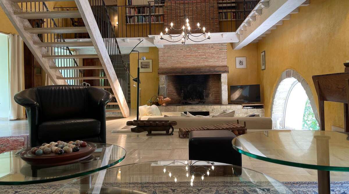 Maison à MONFLANQUIN