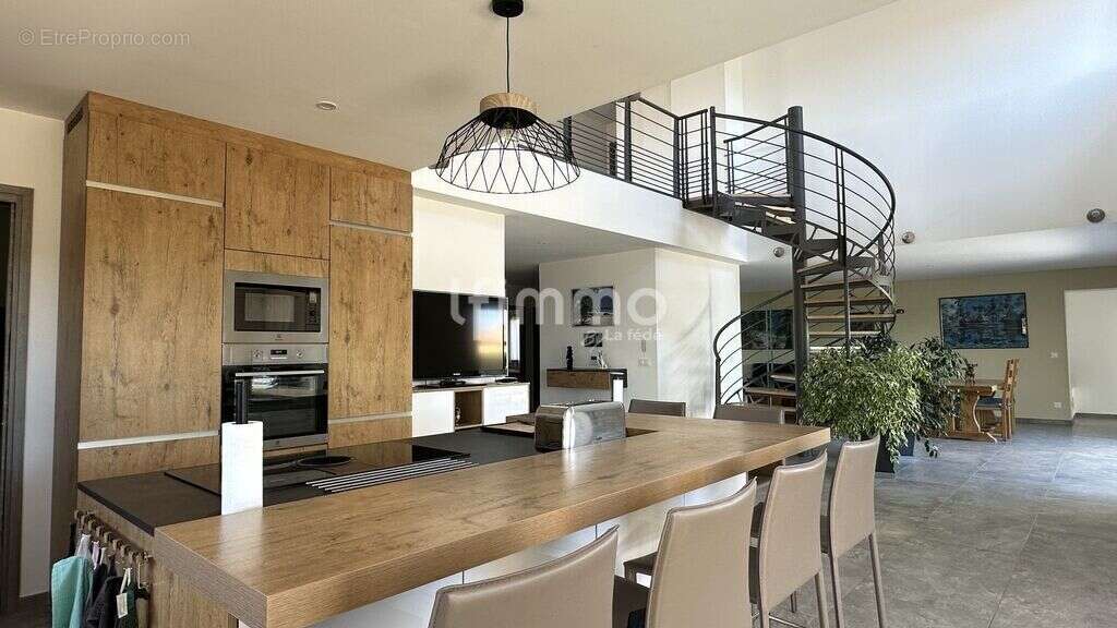 Villa prestige à La Palme – Vue mer, 240 m² et terrain 1 500 m² - photo 3