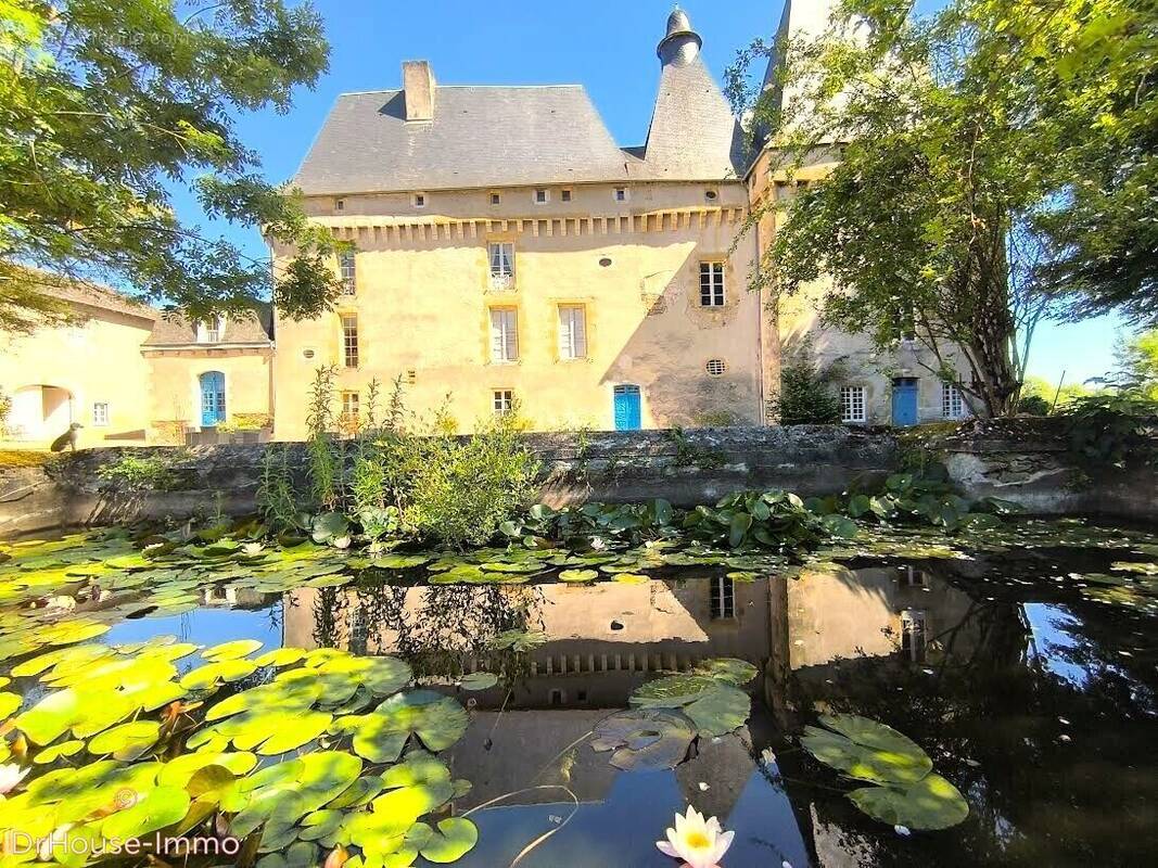 Autre à THIVIERS