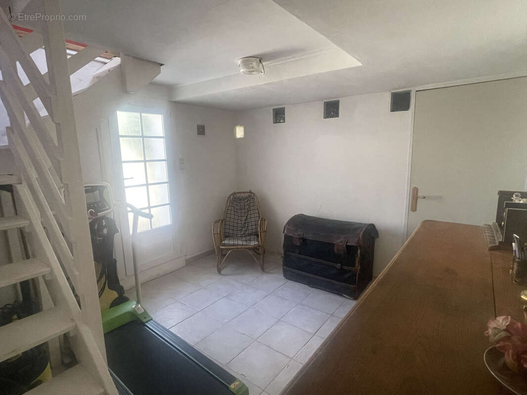 Maison à LE CASTELLET