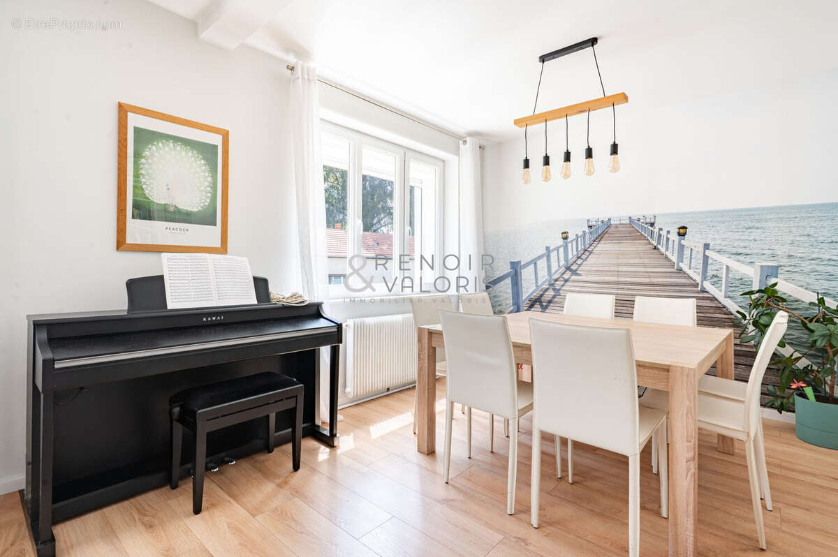 Maison 139 m² à Saint-Max  - photo 6