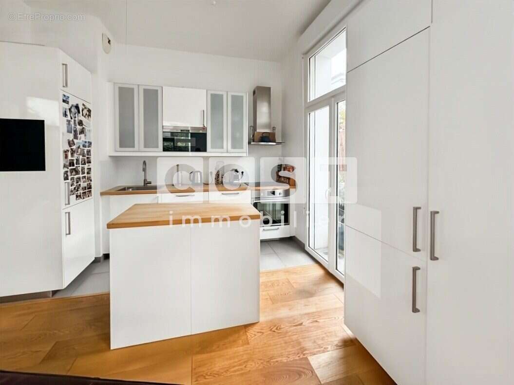 Appartement à ASNIERES-SUR-SEINE